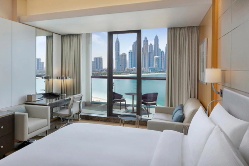 HiltonDubaiPalmJumeirahMarinaViewM