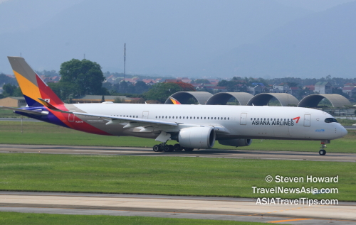 AsianaAirlinesA350rHL8078 4829M