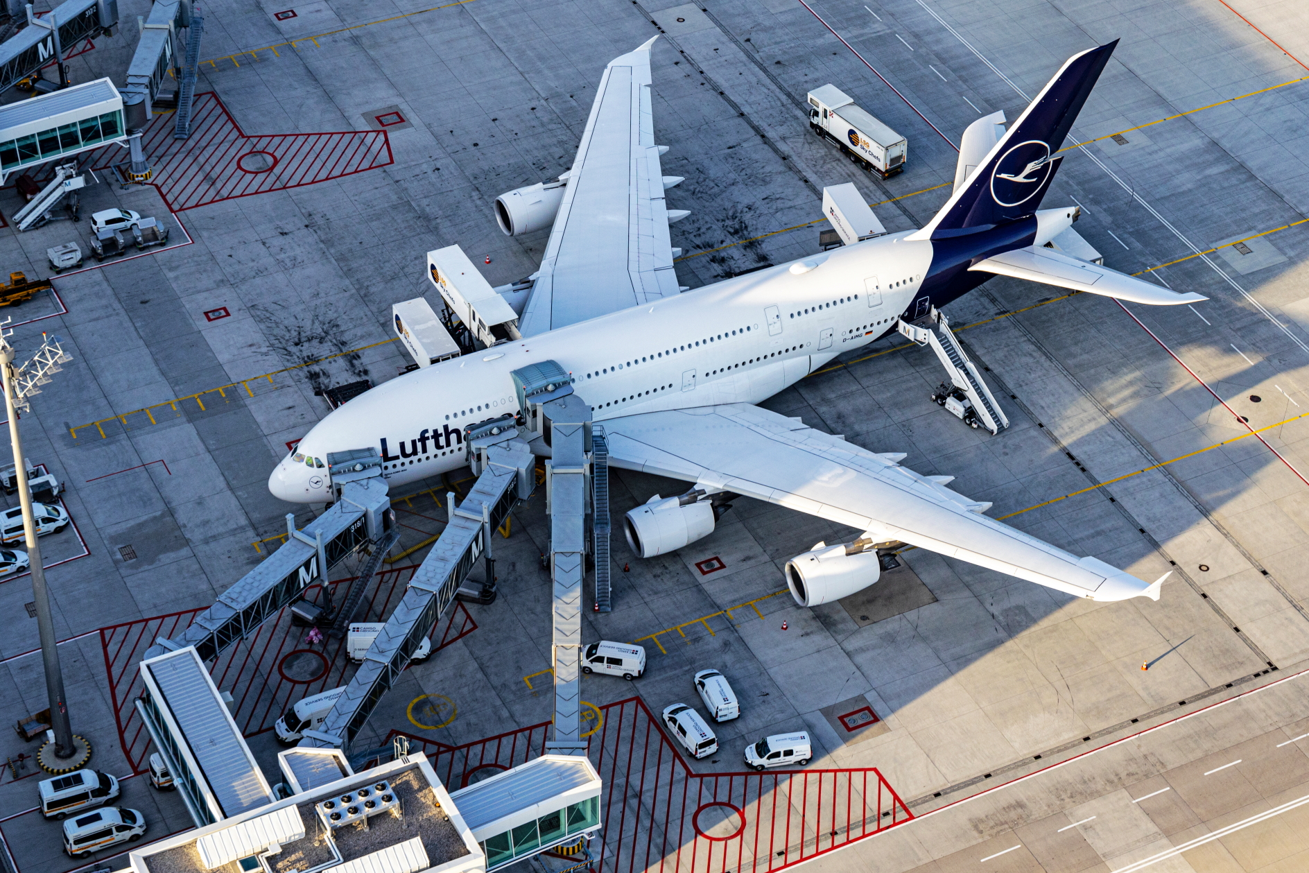 More Flights to Asia; LH's A380 Returns; and New Airline for Munich Airport  This Summer