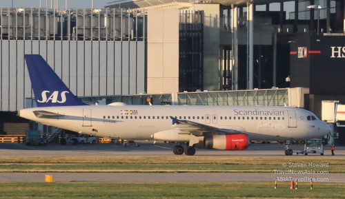 SASA320rOYKAWatLHR 1592M